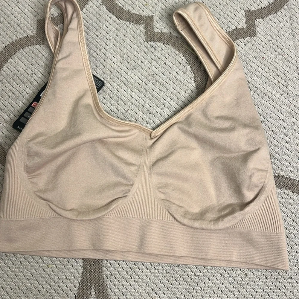Bali One Smooth U Bralette Smooth support bra - Picture 9 of 9